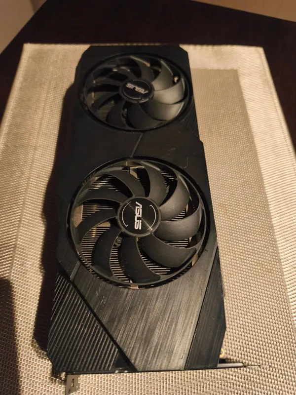 ASUS DUAL RTX 2070 SUPER EVO - Bild 1